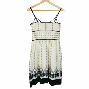 Ann Taylor Embroidered Dress 2P